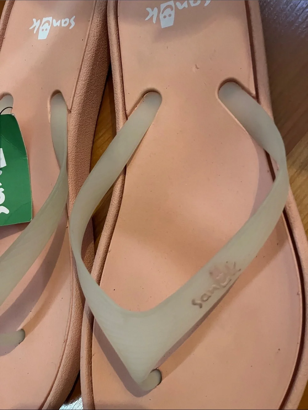 Sanuk Women's Peach Flip Flop Sandals with Cream Straps